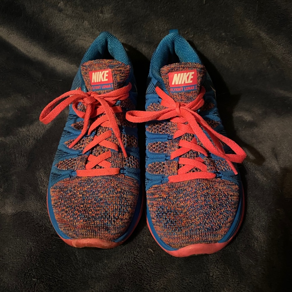 Nike flyknit lunar 2